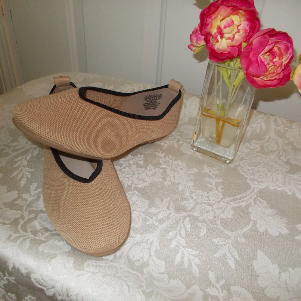 Danskin Luxe Memory Foam Shoes